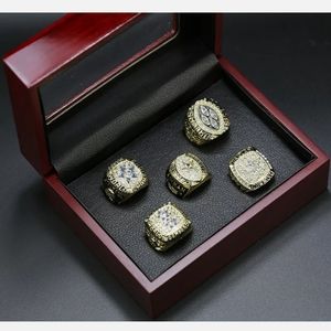 NFL Dallas cowboys 5 Superbowl Ring's and case